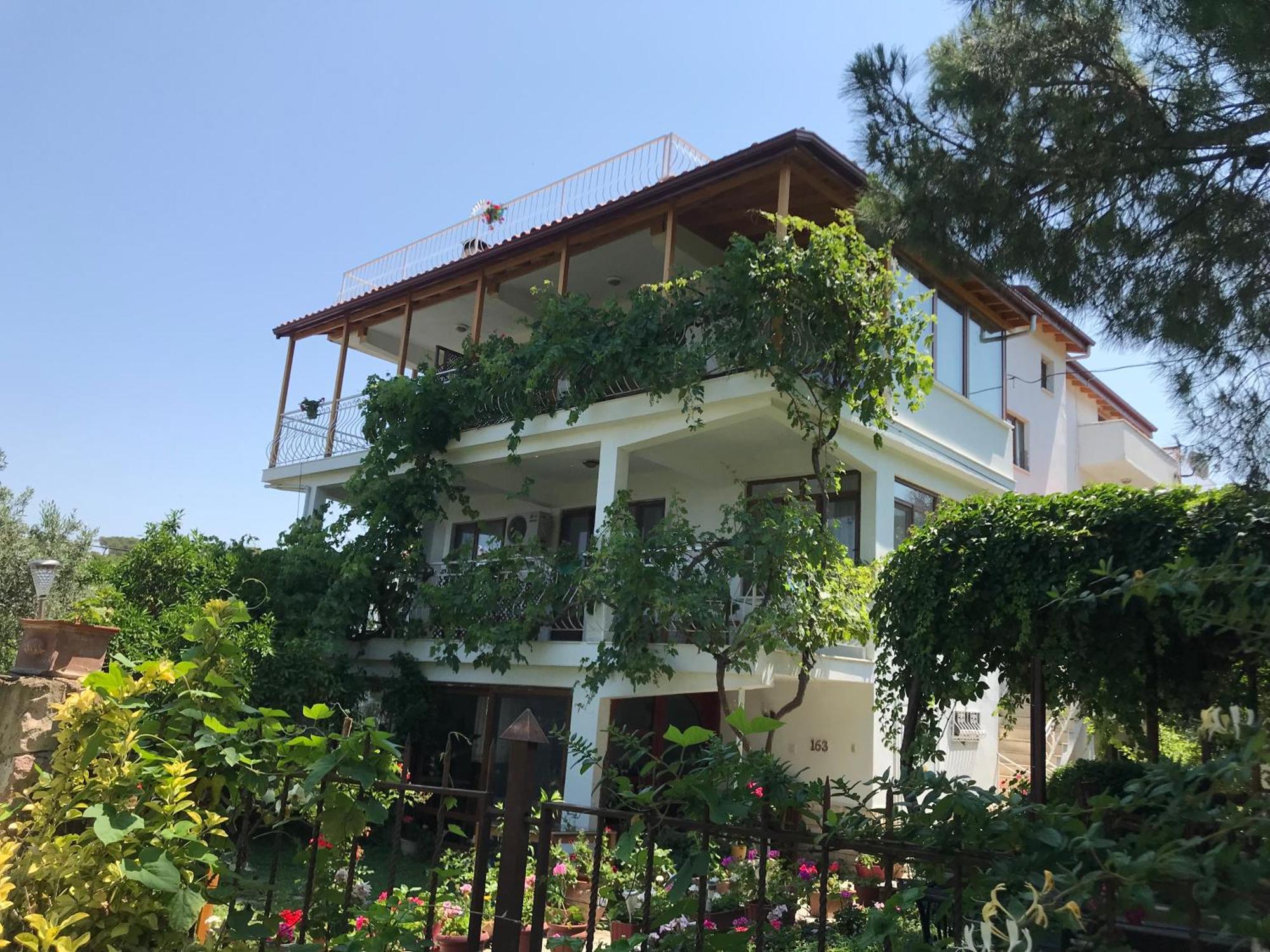 Aparthotel Gunebakan Taliani
